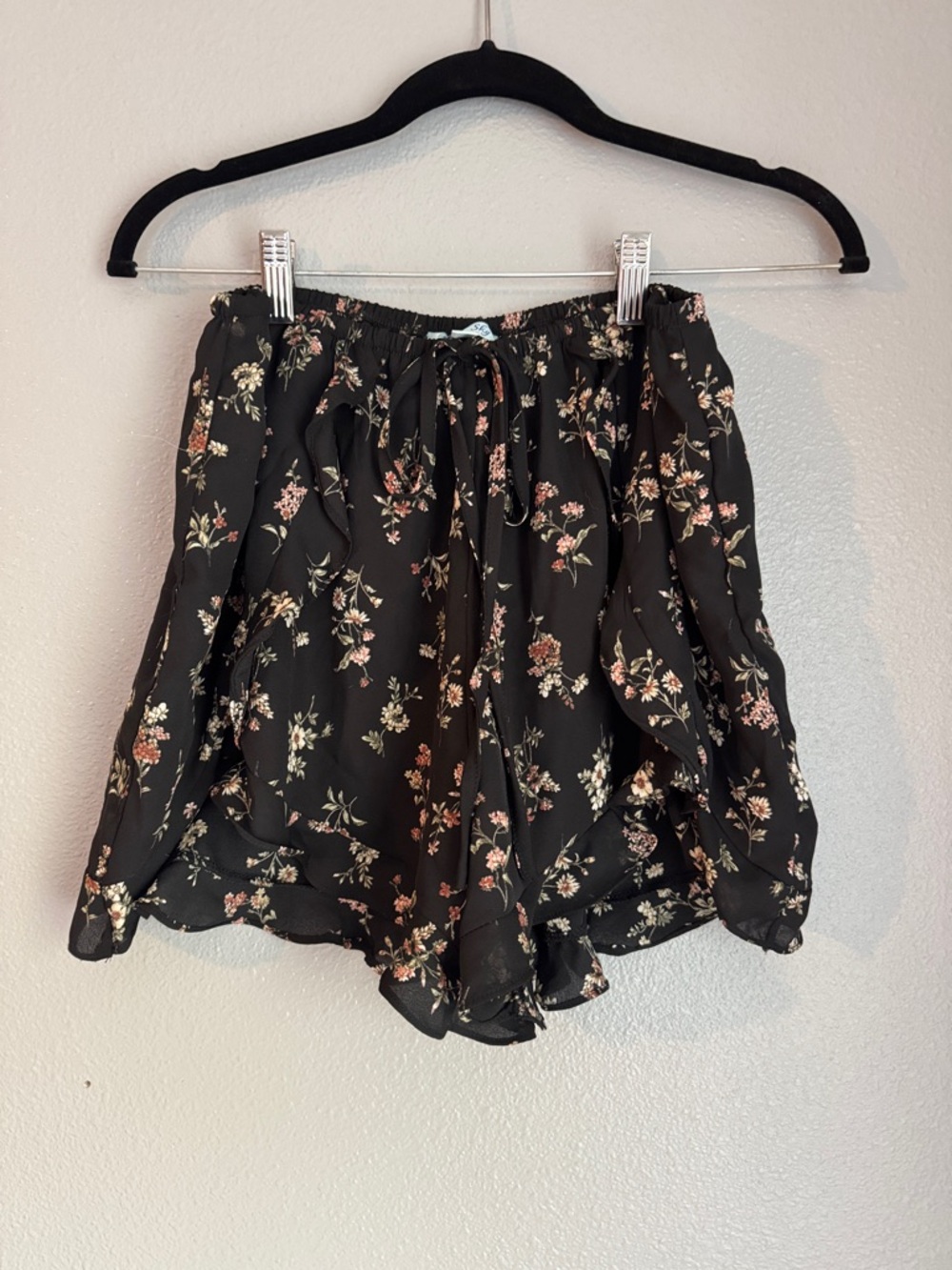 She + Sky Black Floral High-Waist Ruffle Tie-Front Shorts
